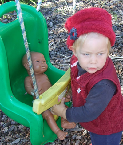 babyplay2.jpg