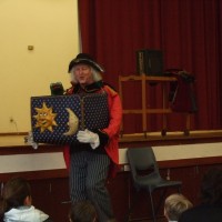 puppet show in the pirate treasure chest
