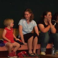 Poppy chats to Mel before the show