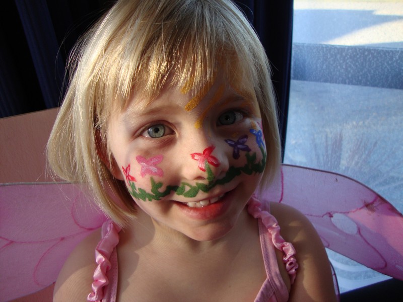 Poppy's face paint